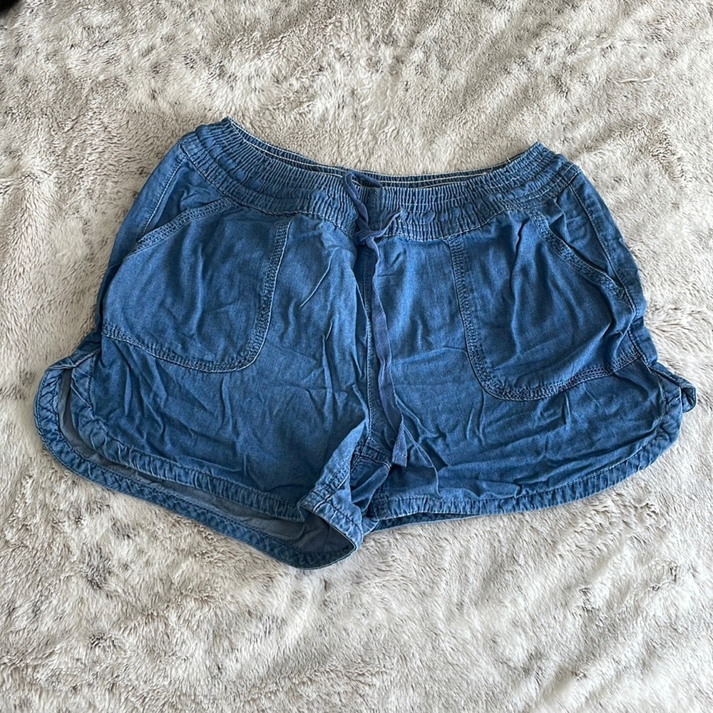 Maurice’s Size Medium Denim Jogger Shorts